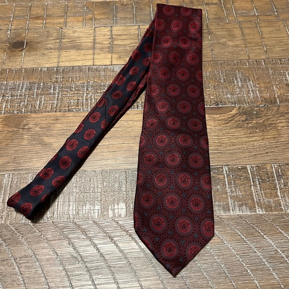Gianni Versace Tie - Picture 5 of 11